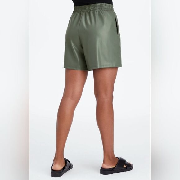 Fabletics Vegan High-Waisted Short Smoke Green - Picture 4 of 8